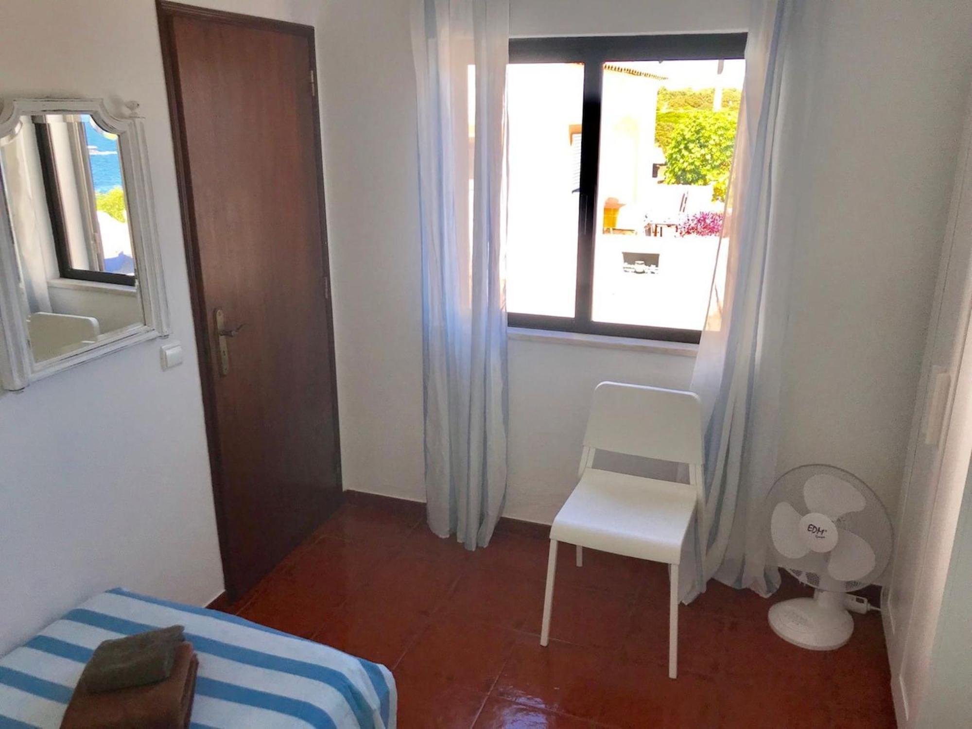 House Located In Opposite Of Beach! Lagoa (Algarve) Exterior foto