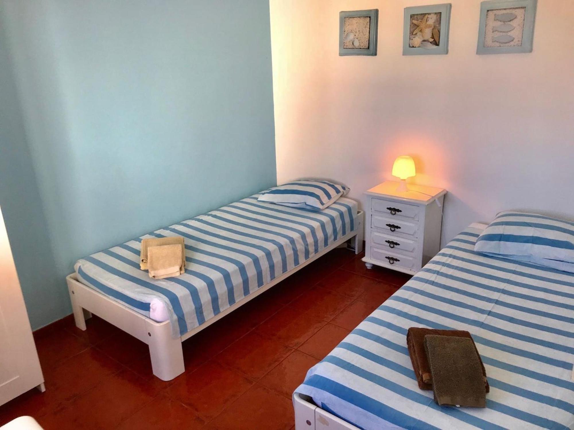 House Located In Opposite Of Beach! Lagoa (Algarve) Exterior foto
