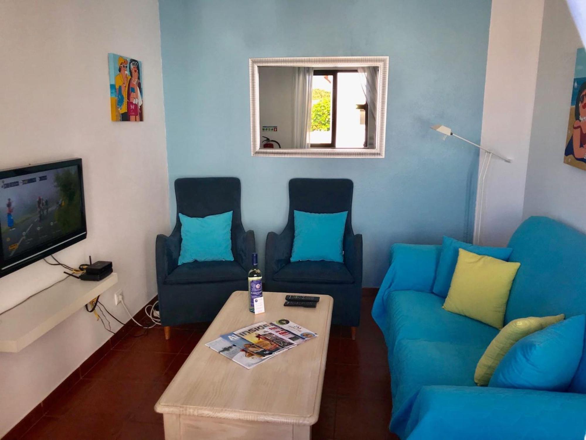 House Located In Opposite Of Beach! Lagoa (Algarve) Exterior foto